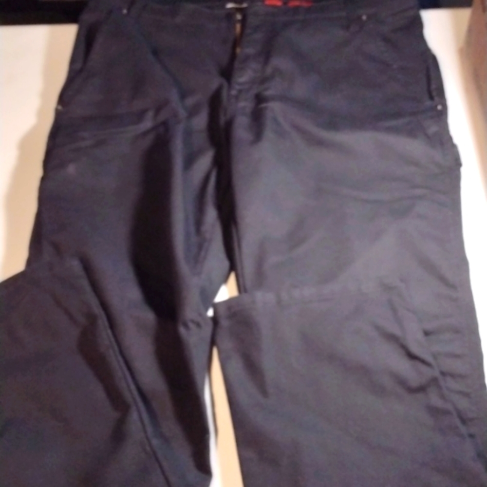 Dickies Stretch men's 36x34 Cargo pants in excellent condition